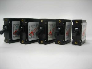 Carling *LOT OF 5* AA1-X0-00-650-9D1-C 5 Amp 1 Pole Marine Boat Circuit Breaker