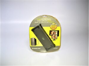 IOGear GVS162W6 2-Port DVI 1920x1200 Res. Video Splitter w/Audio - New Old Stock