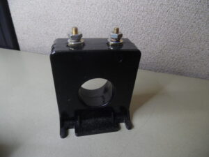 Crompton Instruments 802-943U-RXLS Current Transformer 300:5A 50-400Hz