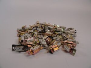 DB9 DB 9 D-Sub 9 Pin Solder Connectors Female - White - LOT OF 70