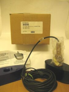 NEW & COMPLETE Apelco 560 - M78870 Thru-Hull Forward Looking Transducer - xducer