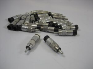 Thomas and Betts SNS1P6RM RG6 Snap-N-Seal(R) Connector - LOT of 24 - NEW