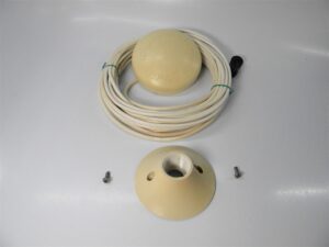 Raytheon Raystar 112LP NMEA0183 GPS Receiver Antenna w/ Pole Mount Base-E32002-Tested- 90 Day Warr.
