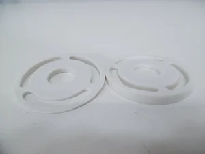 Glomex RA102 2 Pack Round Wedges For Universal Antenna Mounts - New - Out of Box