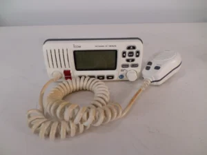 Icom IC-M424 Marine DSC VHF Radio - Tested
