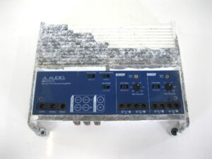 JL Audio M400/4 98271 Full-Range Marine Amplifier As-Is For Parts/Repair No Returns No Warranty