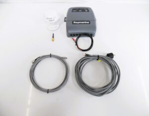 Raymarine SR6 Sirius Sat Wx/XM Receiver &HS Switch w/Accessories - 90 Day Warr!