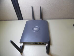 Cisco AIR-LAP1242AG-E-K9 Wireless Access Point w/ 4 Antennas