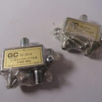 GC Electronics 32-3018 2-Way Splitter (5-900 MHz) QTY of 2